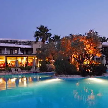 Izer Club Resort 4*