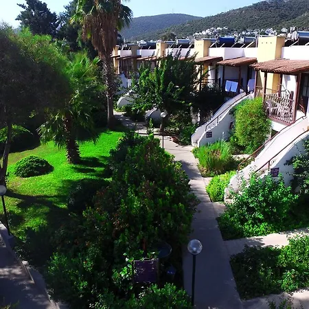 Izer Club Resort Torba