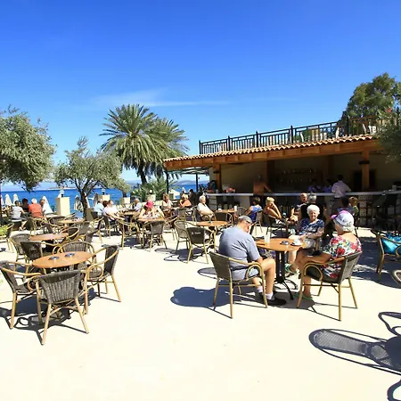 Izer Club Resort Torba