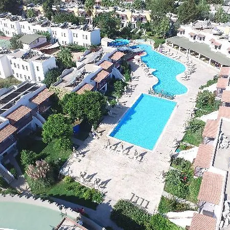 Izer Club Resort Torba